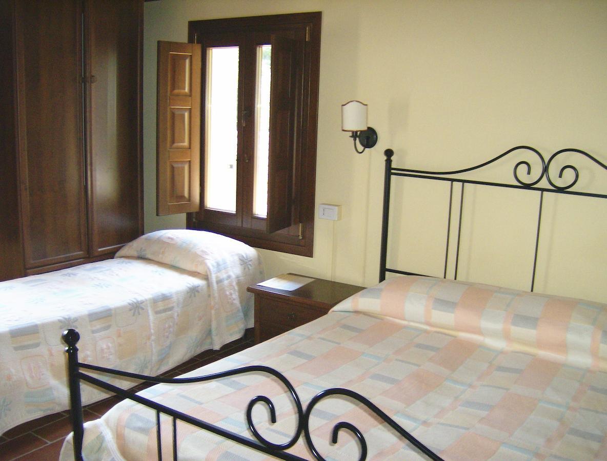 Agriturismo La Marletta อิโมลา ห้อง รูปภาพ